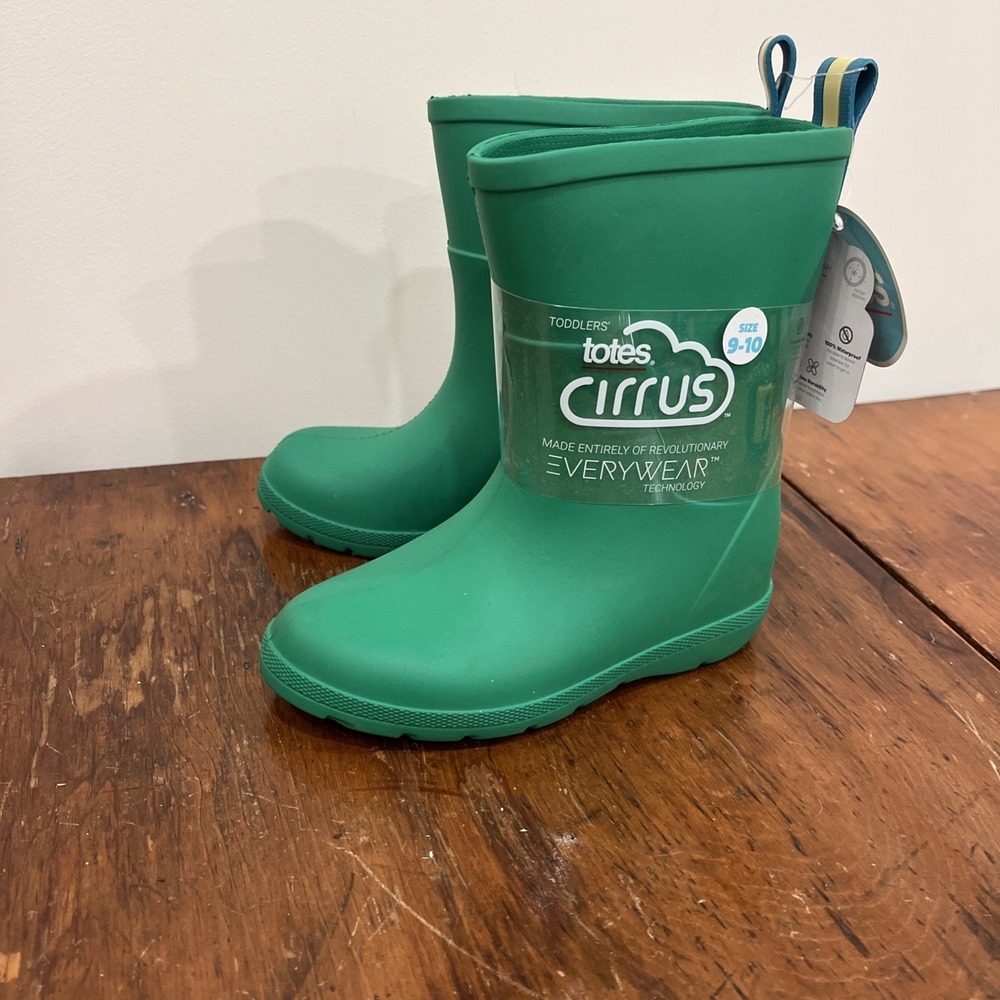 Totes Everywear Charley Rain Boots Kids Size 9/10  Tall Green Rain Boots